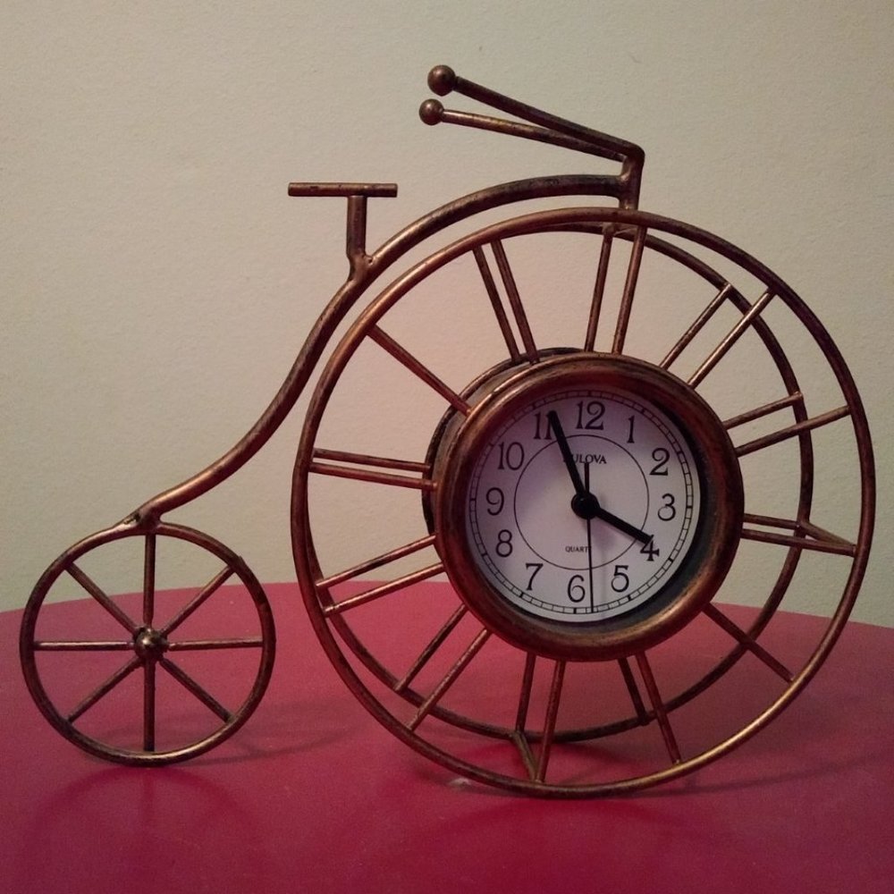 Bulova Quartz High Wheel Bronze Table Mantel Clock